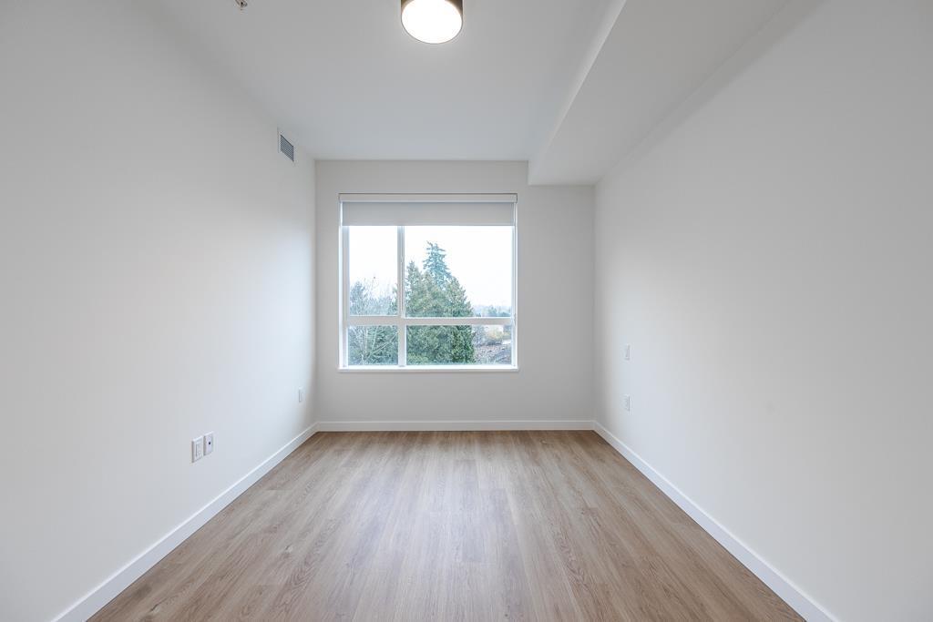 408 27215 Aldergrove Town Centre Drive, Langley, BC - Indoor Photo Showing Other Room