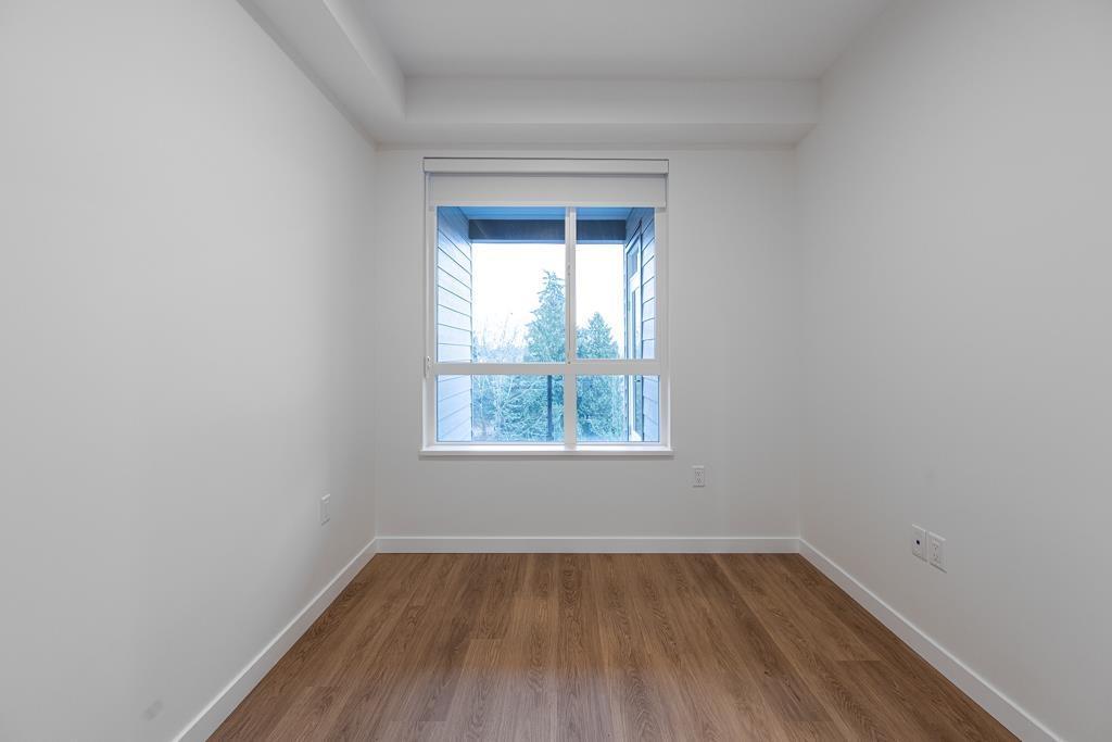 408 27215 Aldergrove Town Centre Drive, Langley, BC - Indoor Photo Showing Other Room