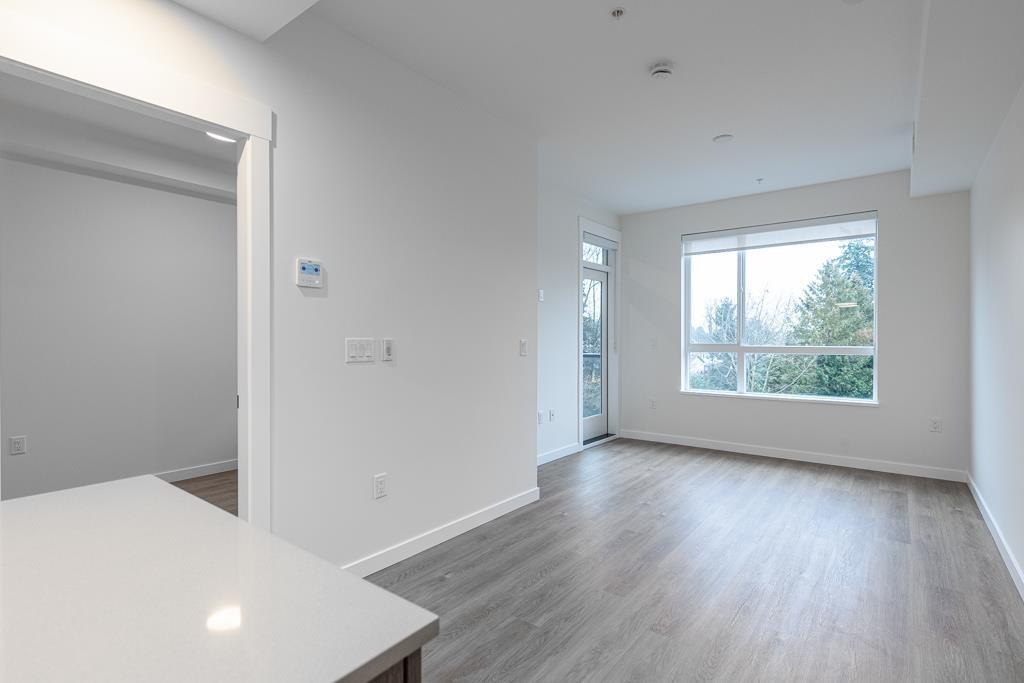 408 27215 Aldergrove Town Centre Drive, Langley, BC - Indoor Photo Showing Other Room