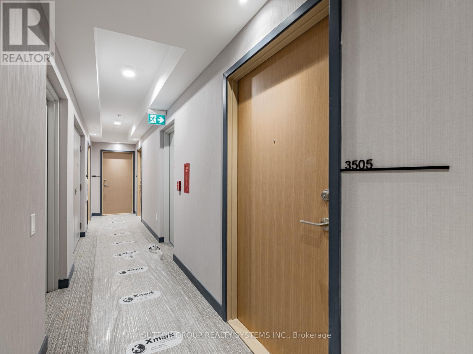 3505 - 395 Square One Drive, Mississauga, ON - Indoor Photo Showing Other Room