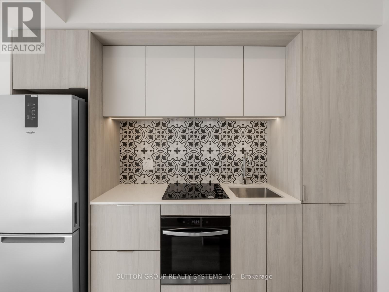 3505 - 395 Square One Drive, Mississauga, ON - Indoor Photo Showing Kitchen