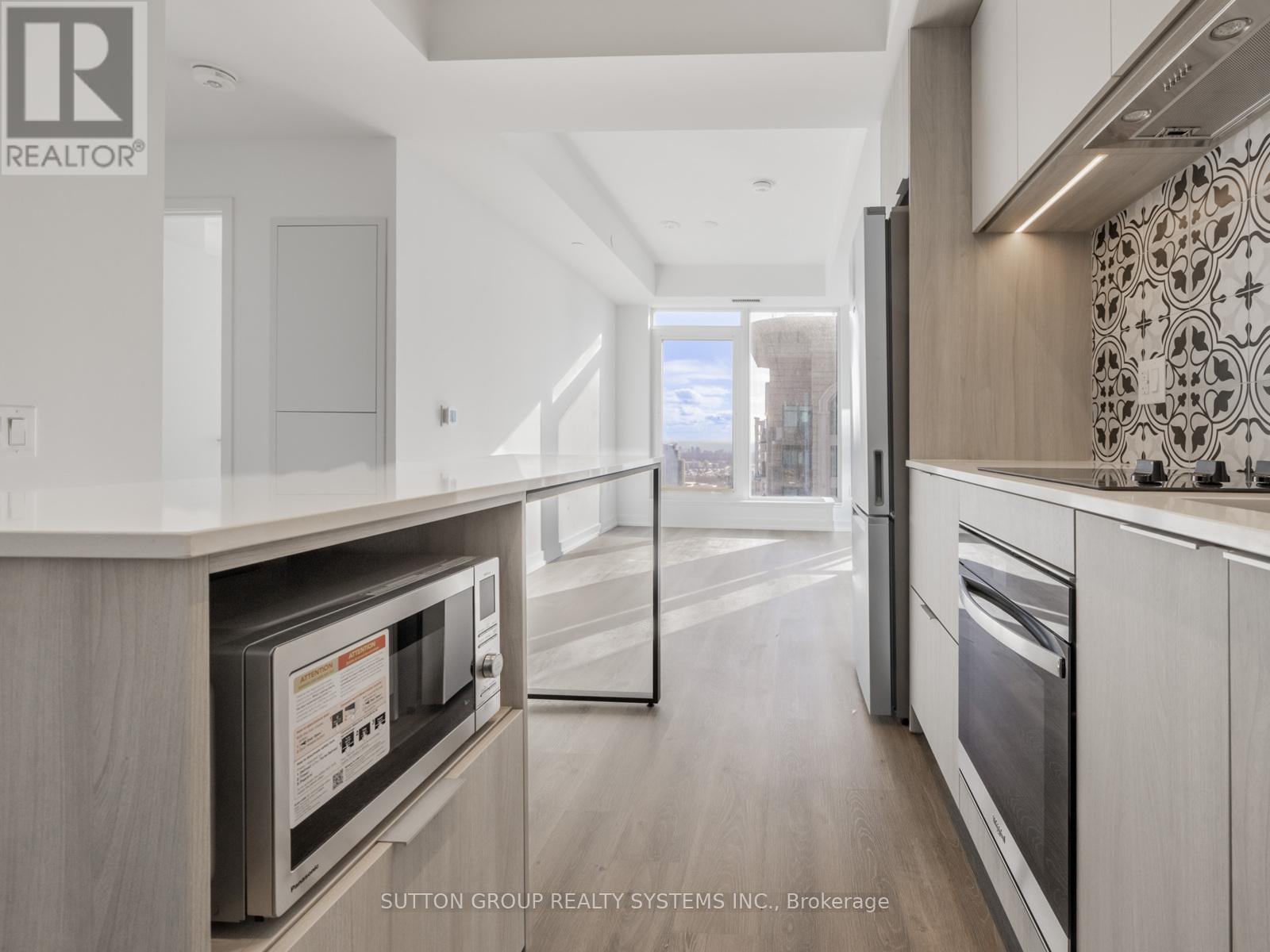 3505 - 395 Square One Drive, Mississauga, ON - Indoor Photo Showing Kitchen