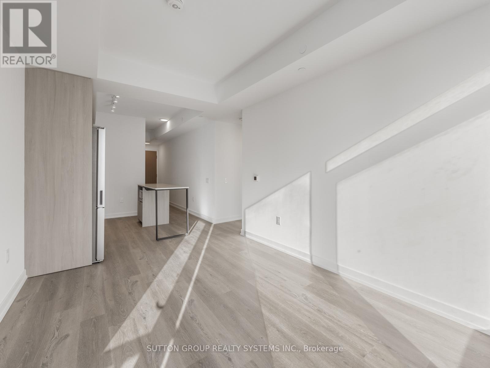 3505 - 395 Square One Drive, Mississauga, ON - Indoor Photo Showing Other Room