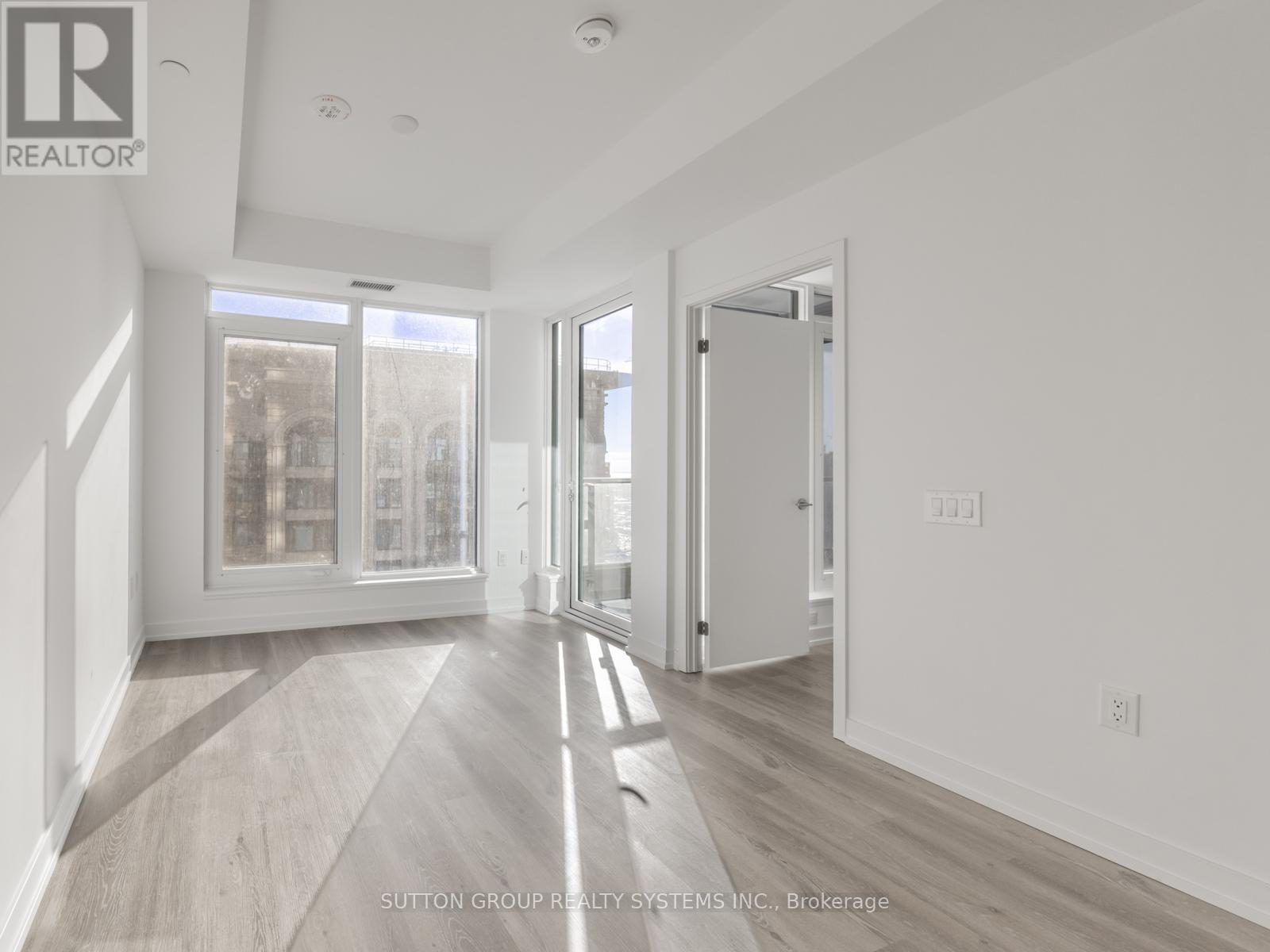 3505 - 395 Square One Drive, Mississauga, ON - Indoor Photo Showing Other Room