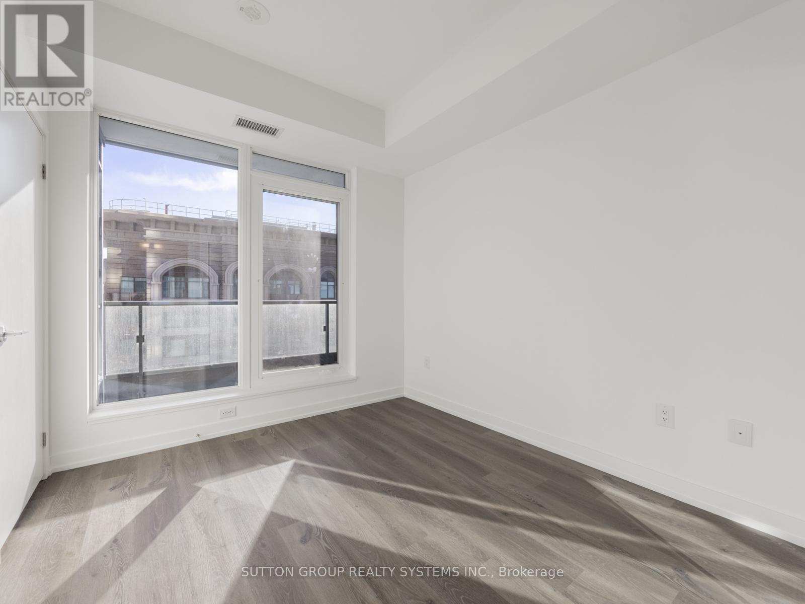 3505 - 395 Square One Drive, Mississauga, ON - Indoor Photo Showing Other Room