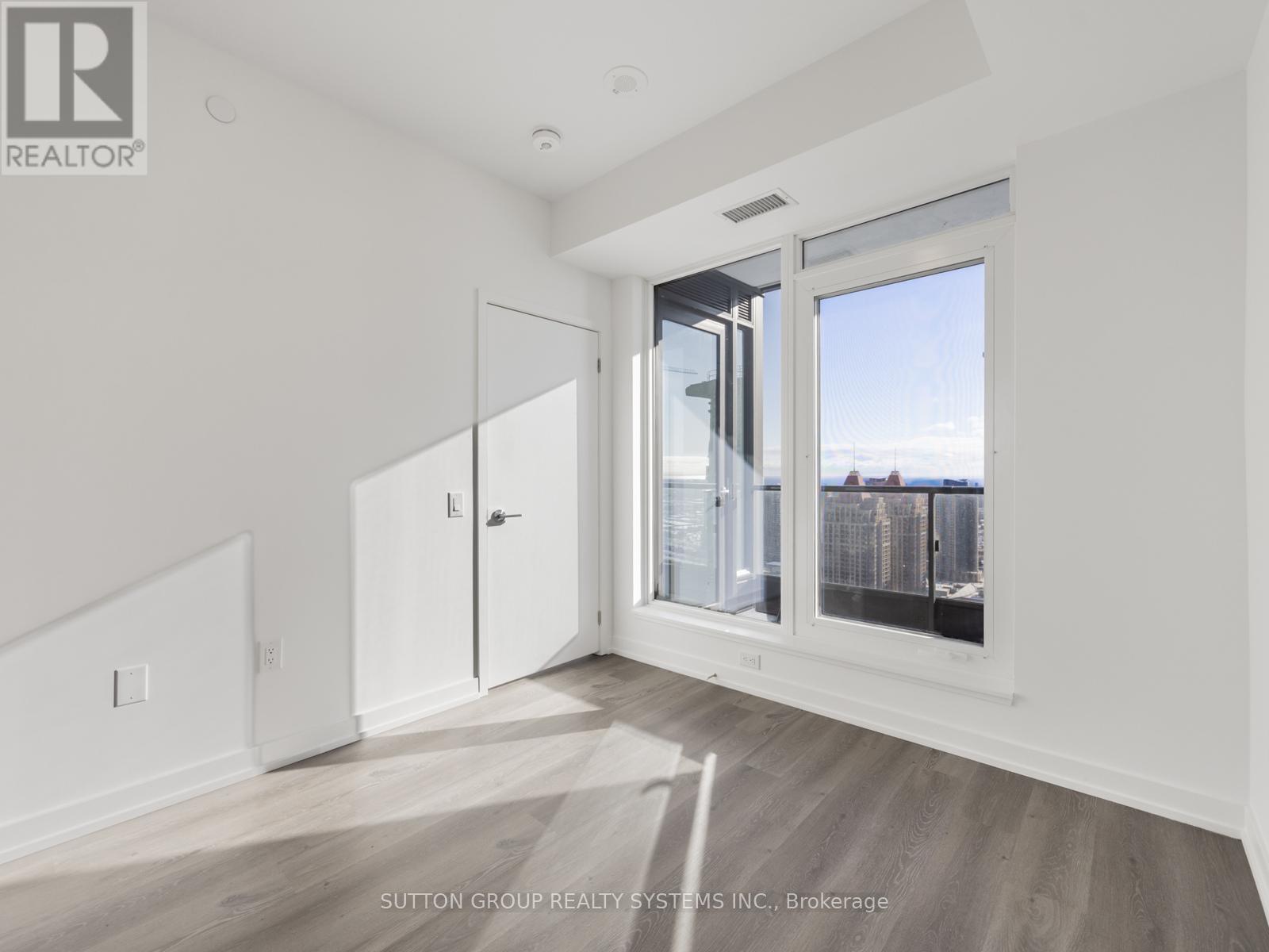 3505 - 395 Square One Drive, Mississauga, ON - Indoor Photo Showing Other Room