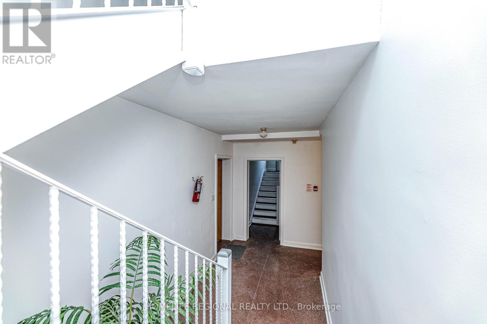 50 Cuffley Crescent N, Toronto, ON - Photo Showing Other Room