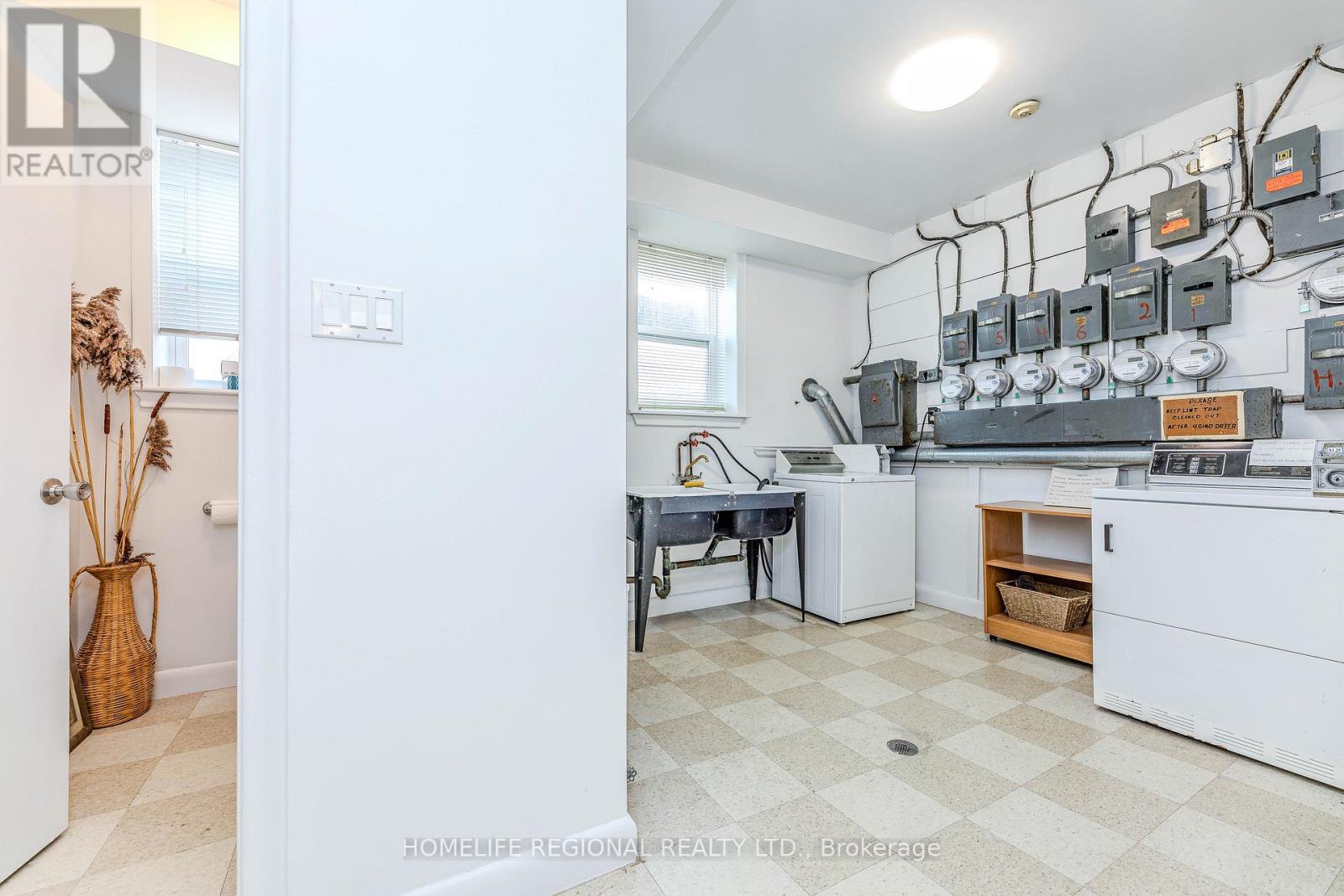 50 Cuffley Crescent N, Toronto, ON - Indoor Photo Showing Laundry Room