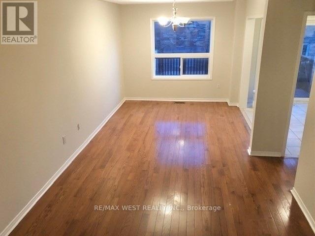 Upper - 85 Dells Crescent, Brampton, ON - Indoor Photo Showing Other Room