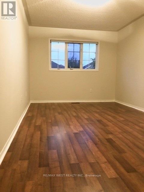 Upper - 85 Dells Crescent, Brampton, ON - Indoor Photo Showing Other Room