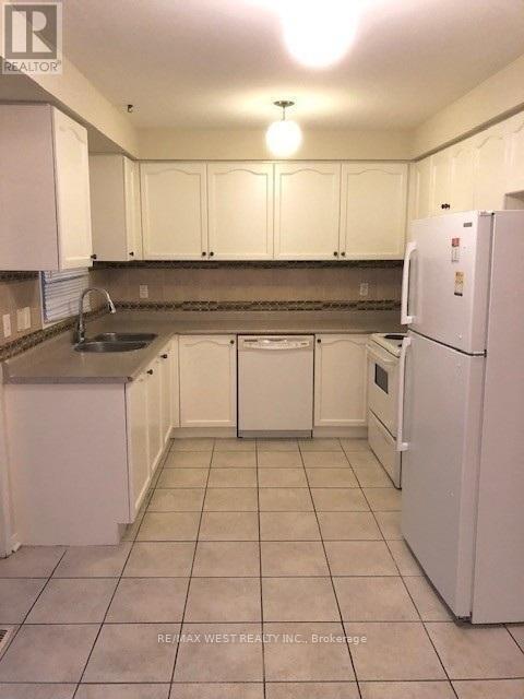 Upper - 85 Dells Crescent, Brampton, ON - Indoor Photo Showing Kitchen With Double Sink