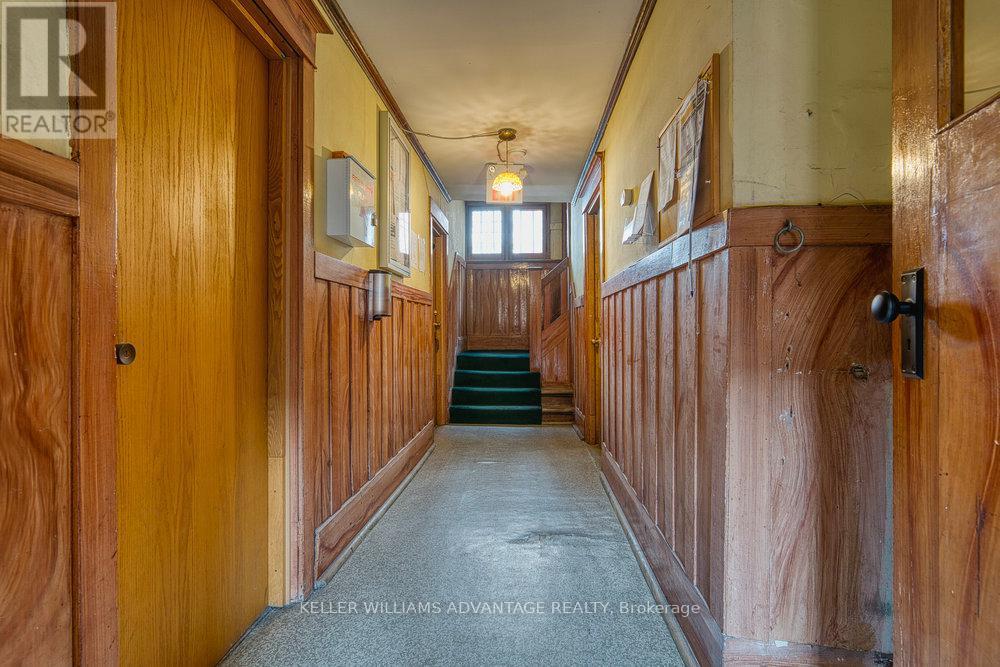 24 Indian Road Crescent, Toronto, ON - Indoor Photo Showing Other Room