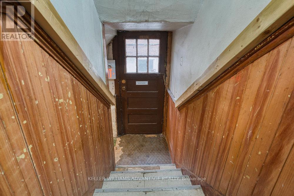 24 Indian Road Crescent, Toronto, ON - Indoor Photo Showing Other Room