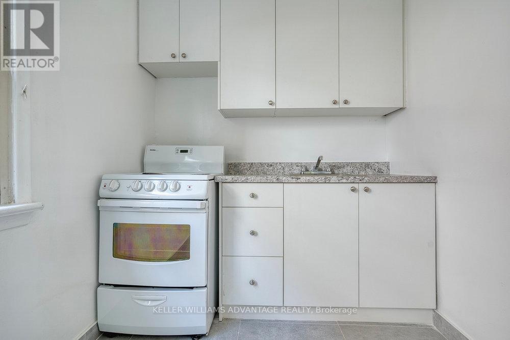 24 Indian Road Crescent, Toronto, ON - Indoor