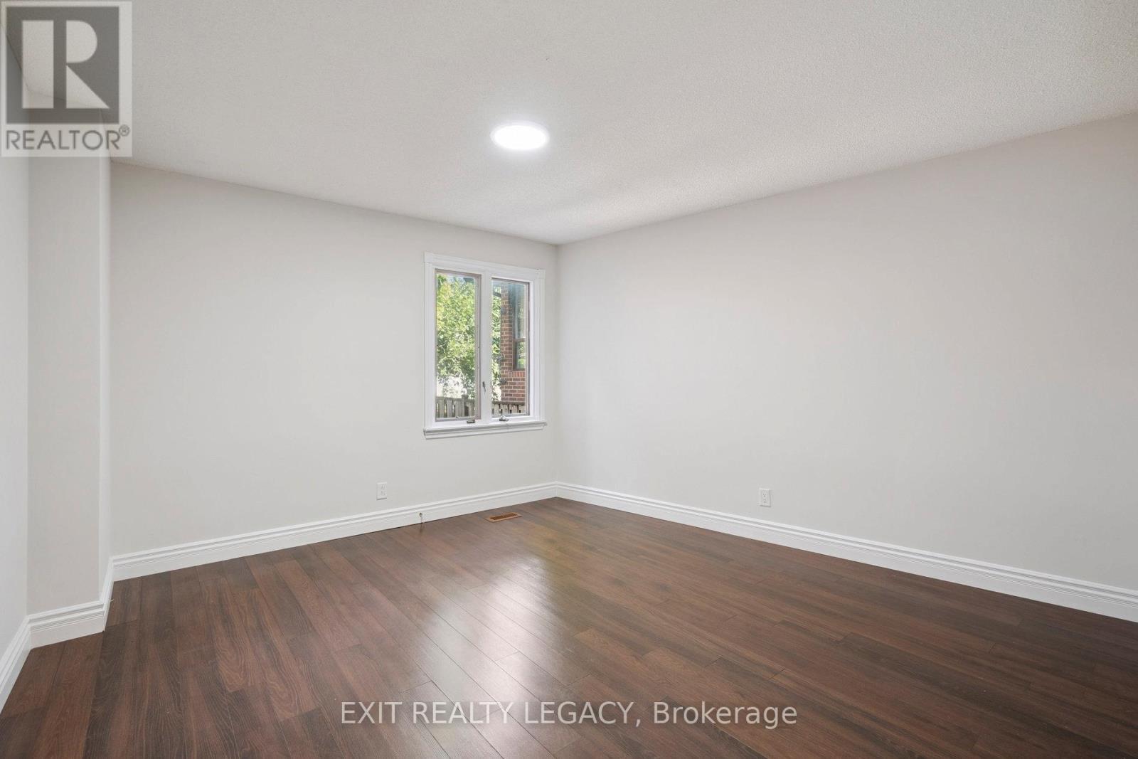 6 Muir Avenue, Toronto, ON - Indoor Photo Showing Other Room