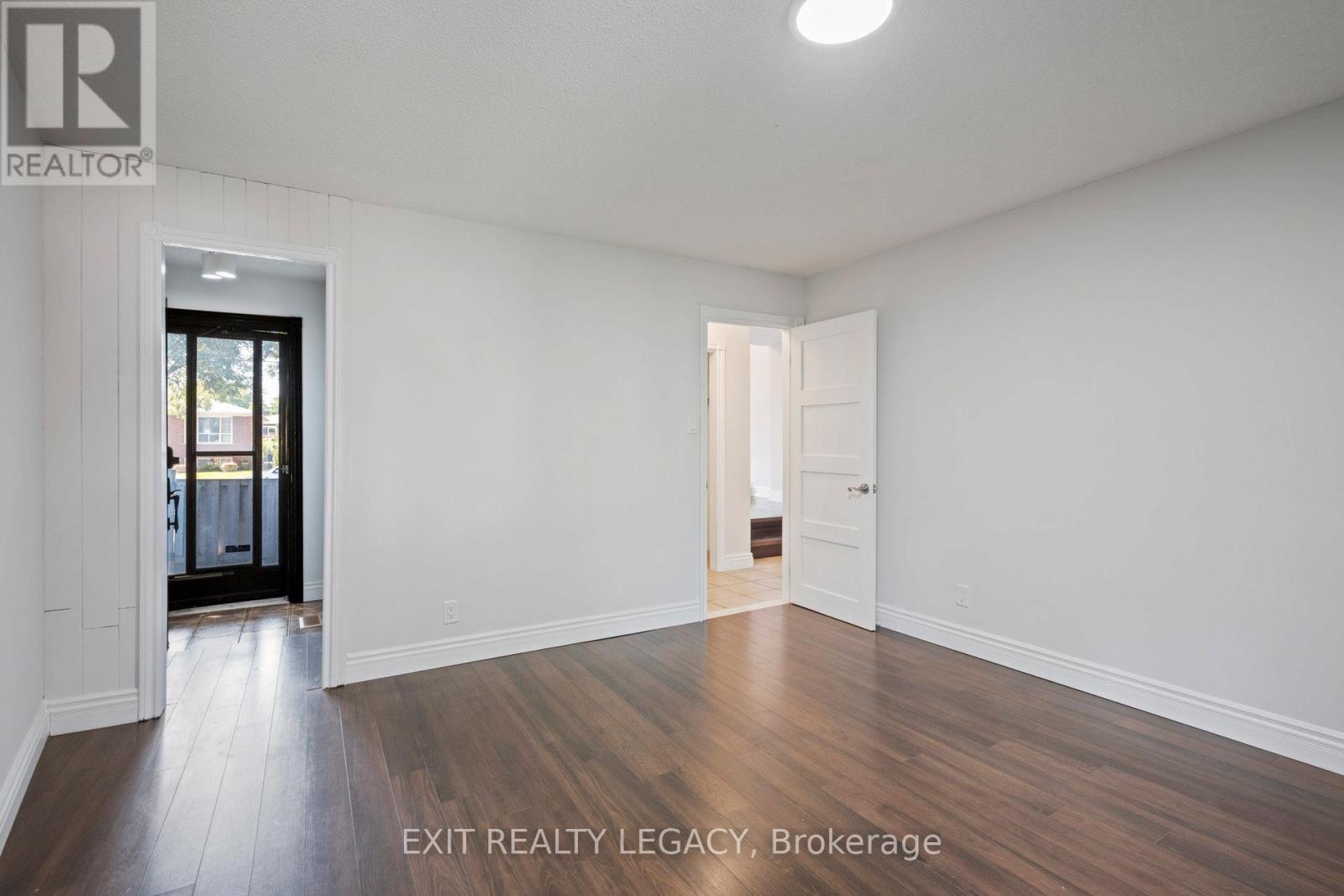 6 Muir Avenue, Toronto, ON - Indoor Photo Showing Other Room