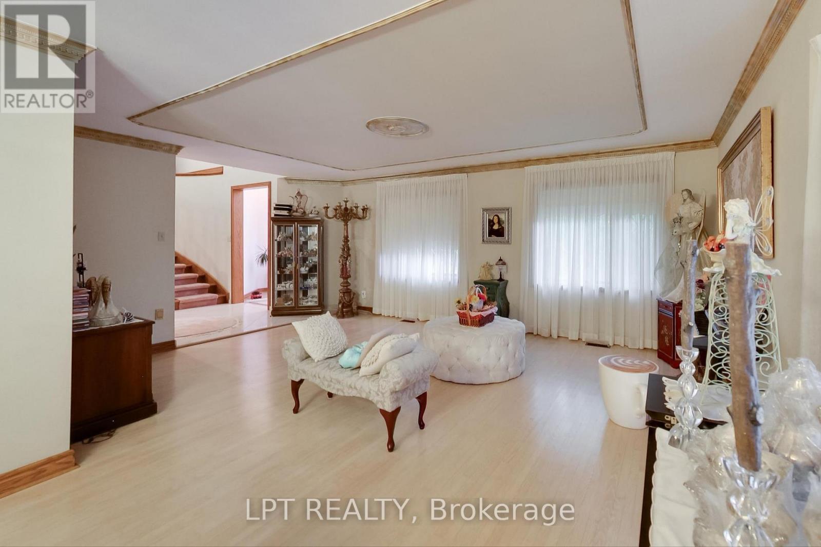 6 Fenton Way, Brampton, ON - Indoor