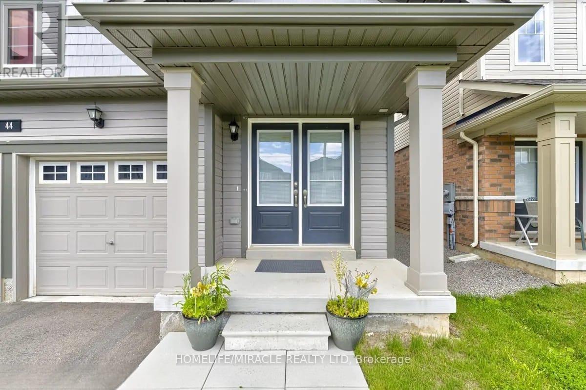 44 Cottonwood Crescent, Welland, ON - Outdoor