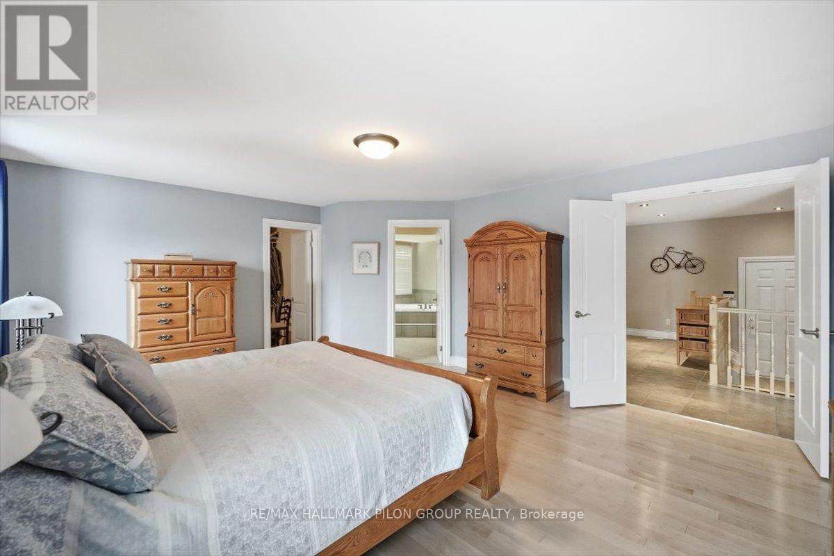 180 Sophie Street, Clarence-Rockland, ON - Indoor Photo Showing Bedroom