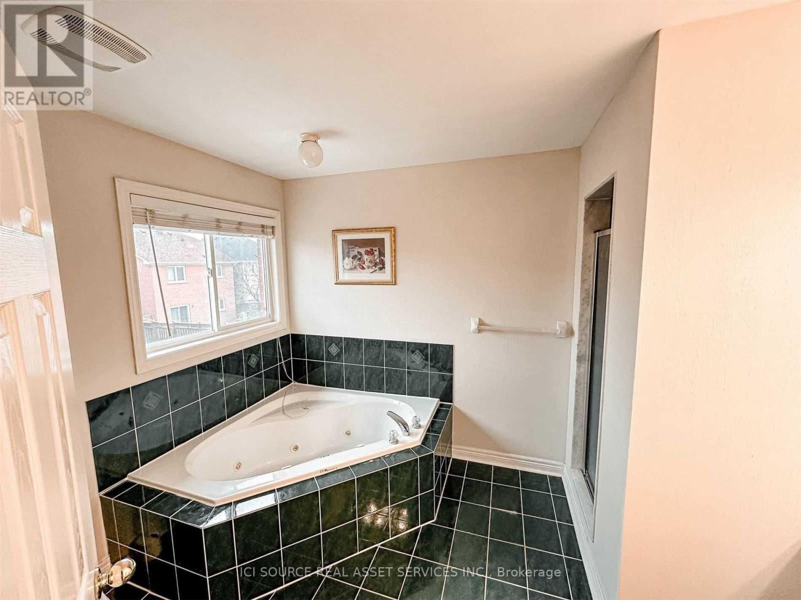 53 Westchester Crescent, Markham, ON - Indoor Photo Showing Bathroom