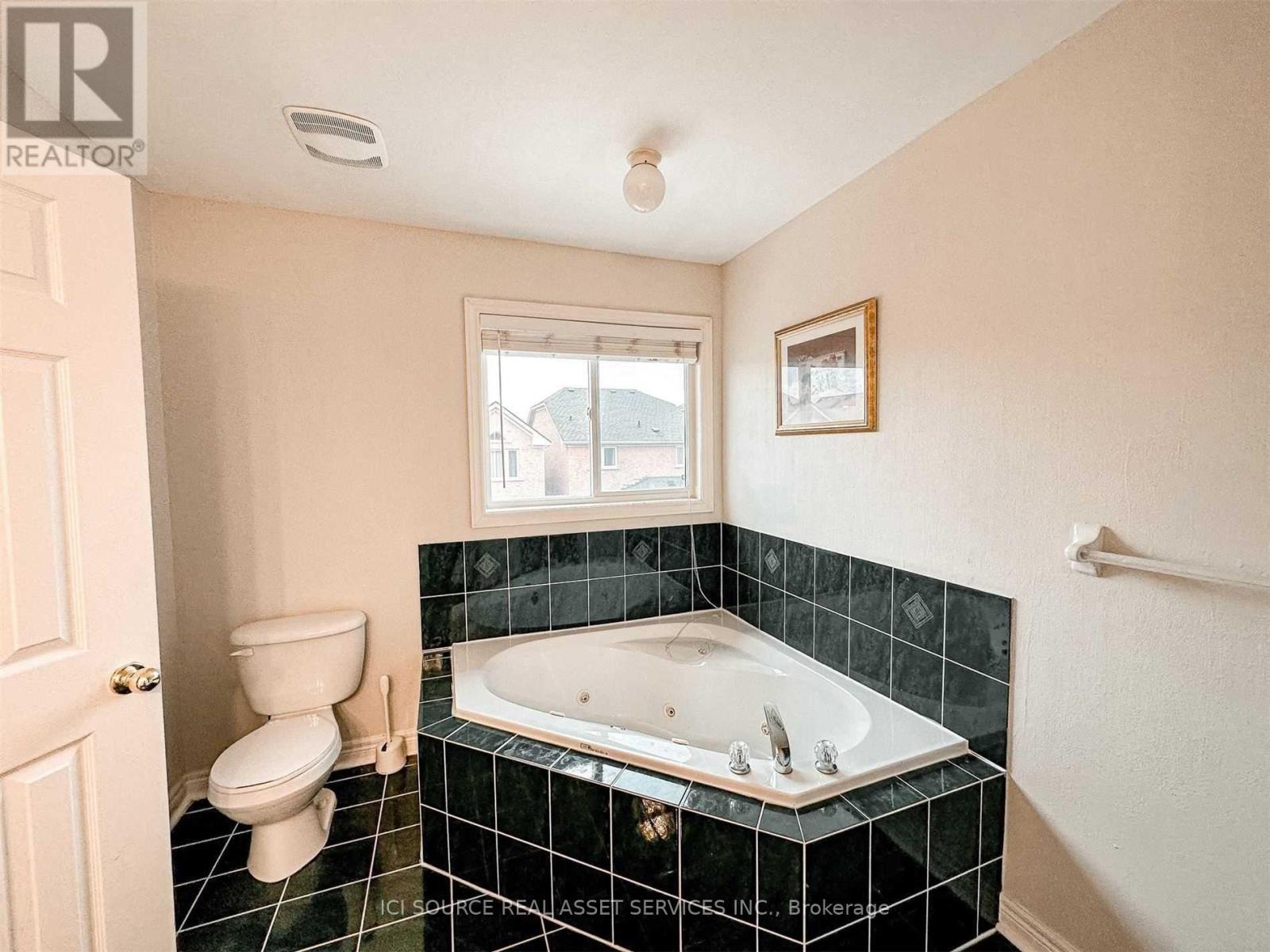 53 Westchester Crescent, Markham, ON - Indoor Photo Showing Bathroom