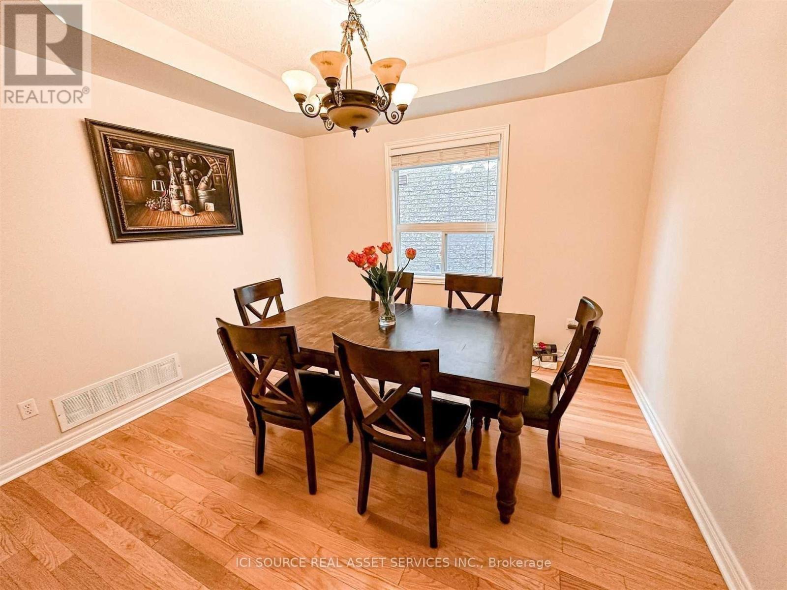 53 Westchester Crescent, Markham, ON - Indoor Photo Showing Dining Room