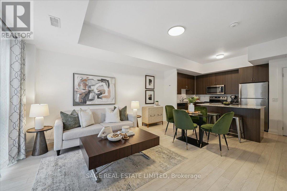 203 - 56 Coles Avenue, Vaughan, ON - Indoor Photo Showing Living Room