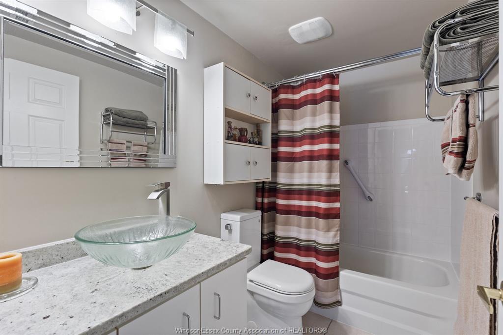 108-8335 Wyandotte Street East, Windsor, ON