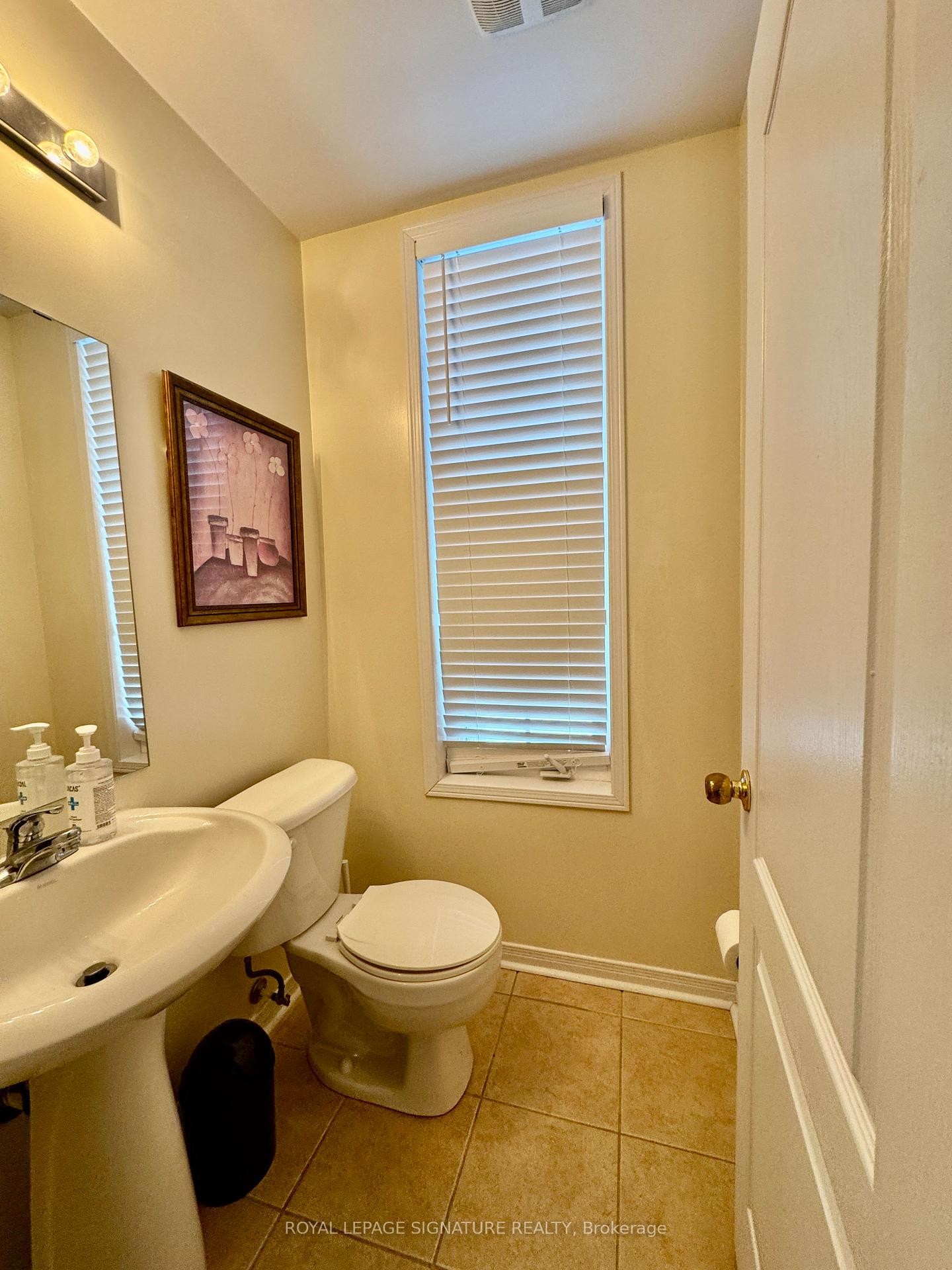 7 Yale Lane, Markham, ON - Indoor Photo Showing Bathroom