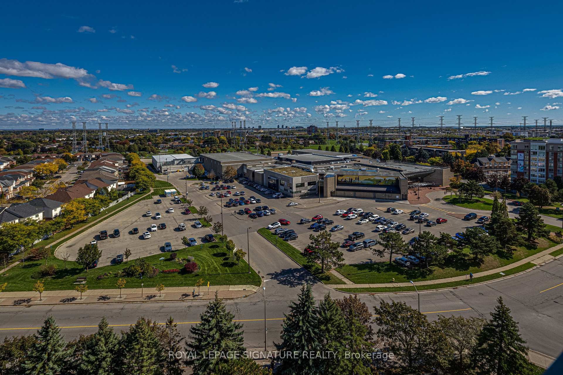 1419-1880 Valley Farm Road, Pickering, ON - Outdoor With View