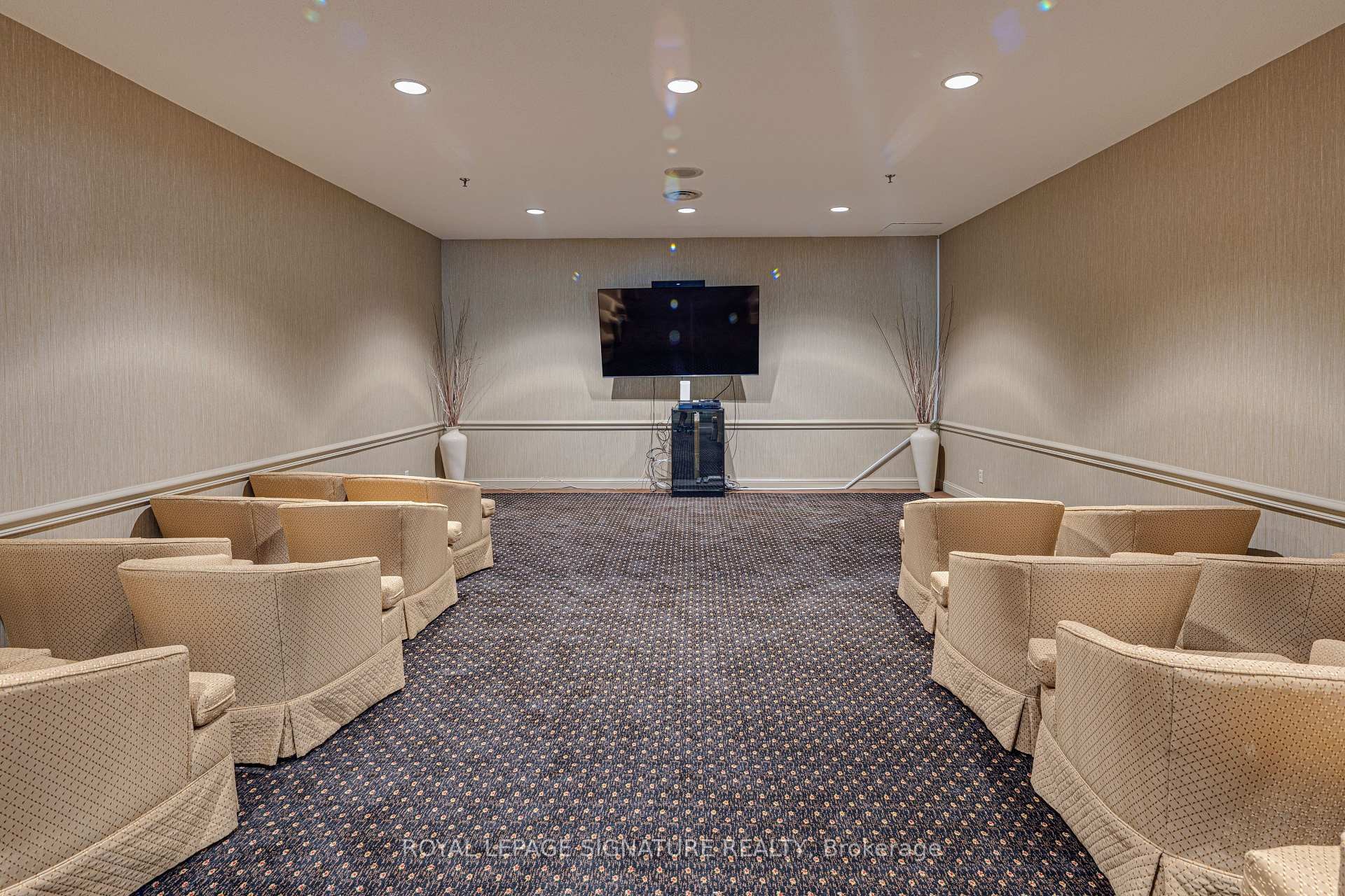 1419-1880 Valley Farm Road, Pickering, ON - Indoor Photo Showing Other Room