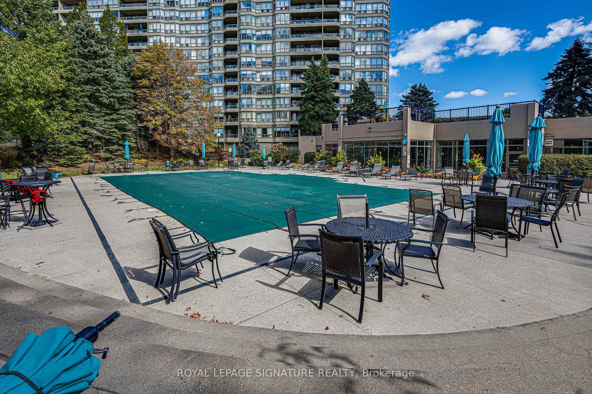 1419-1880 Valley Farm Road, Pickering, ON - Outdoor With Balcony