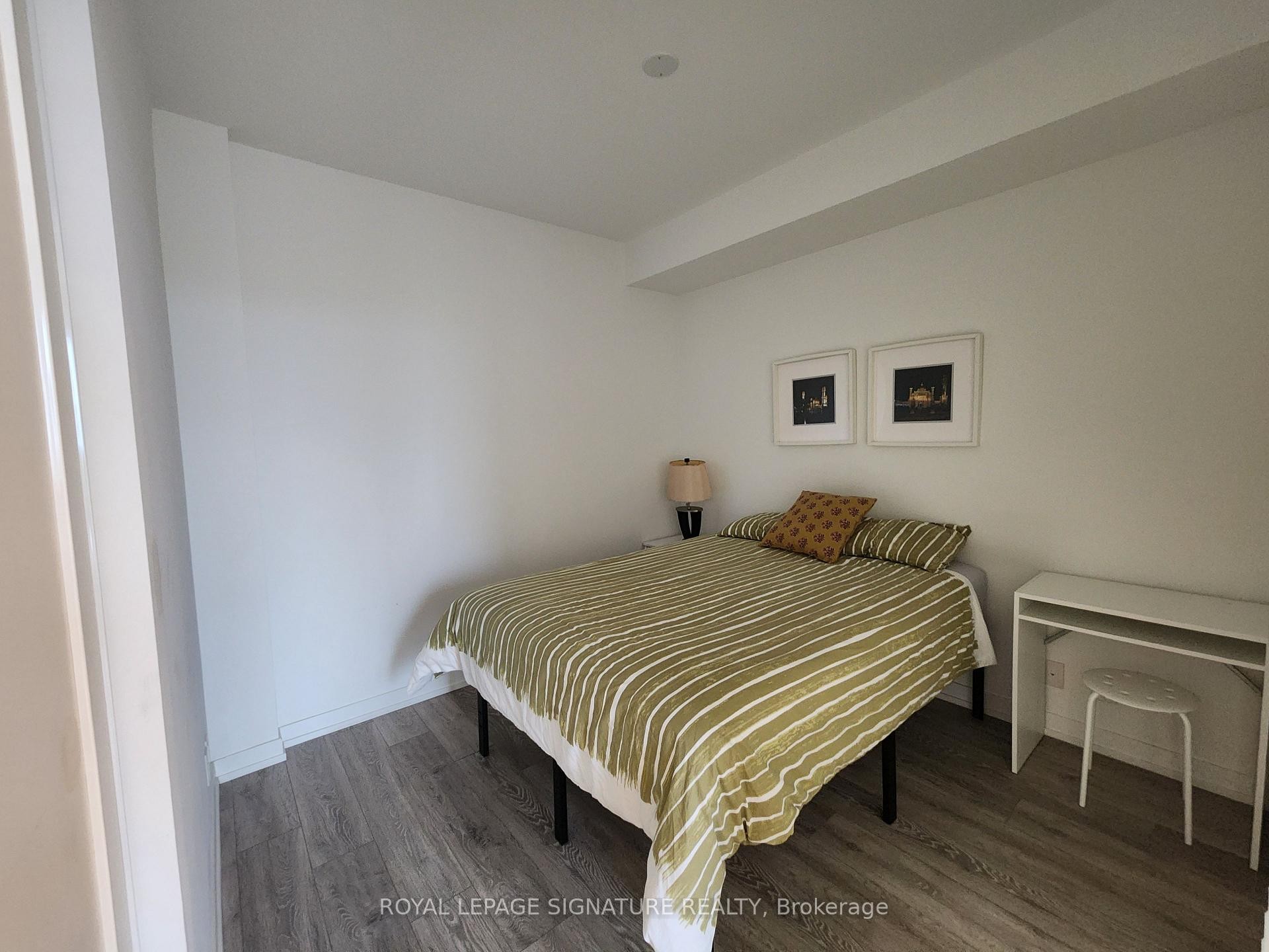 1112-2020 Bathurst Street N, Toronto, ON - Indoor Photo Showing Bedroom