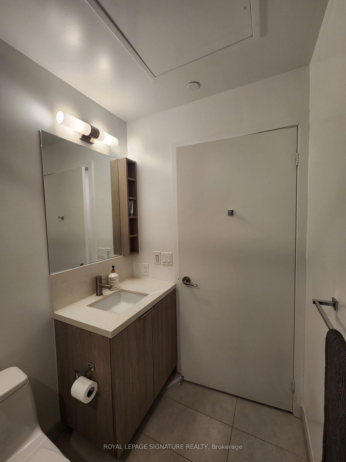 1112-2020 Bathurst Street N, Toronto, ON - Indoor Photo Showing Bathroom