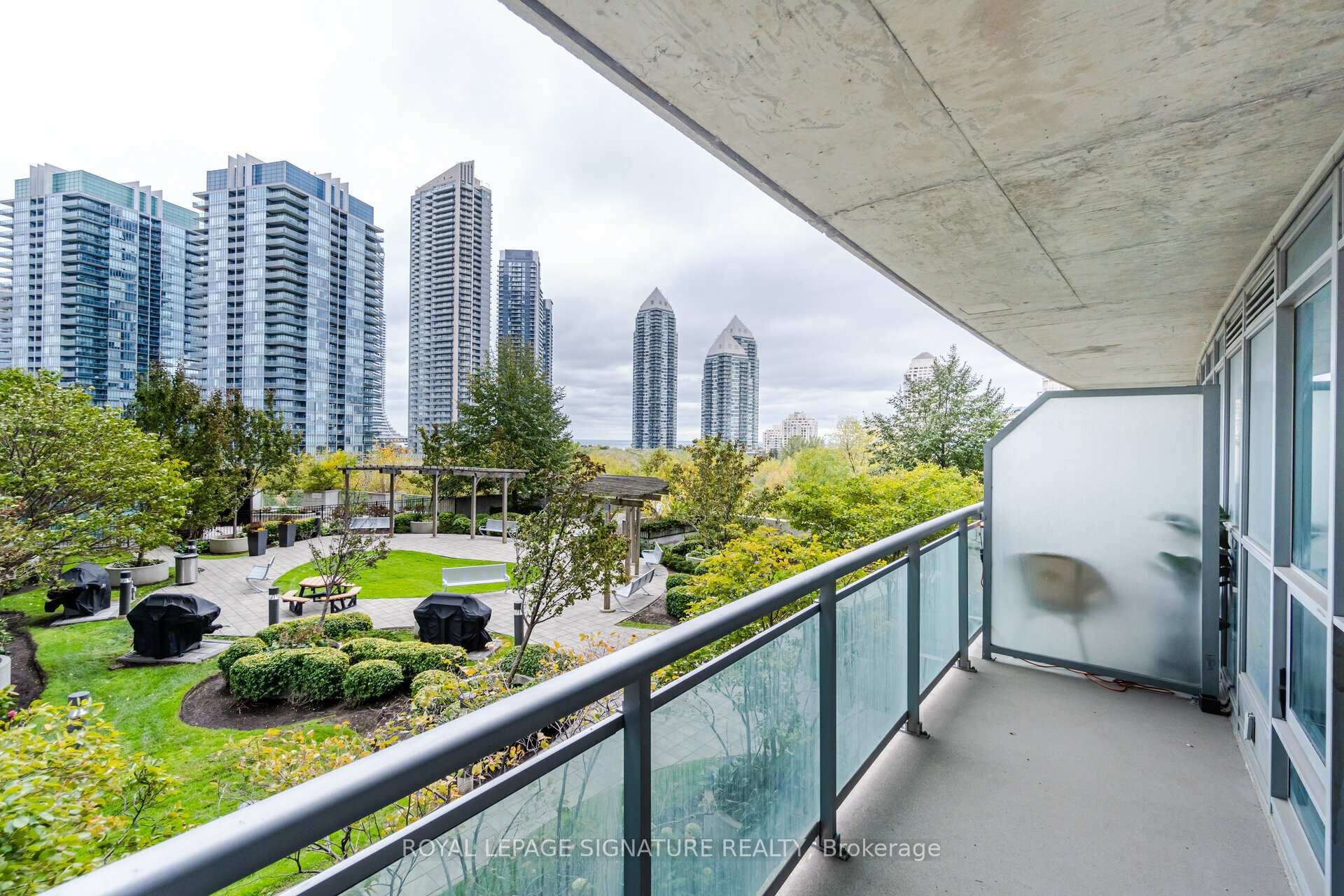 514-155 Legion Road N, Toronto, ON - Outdoor With Balcony