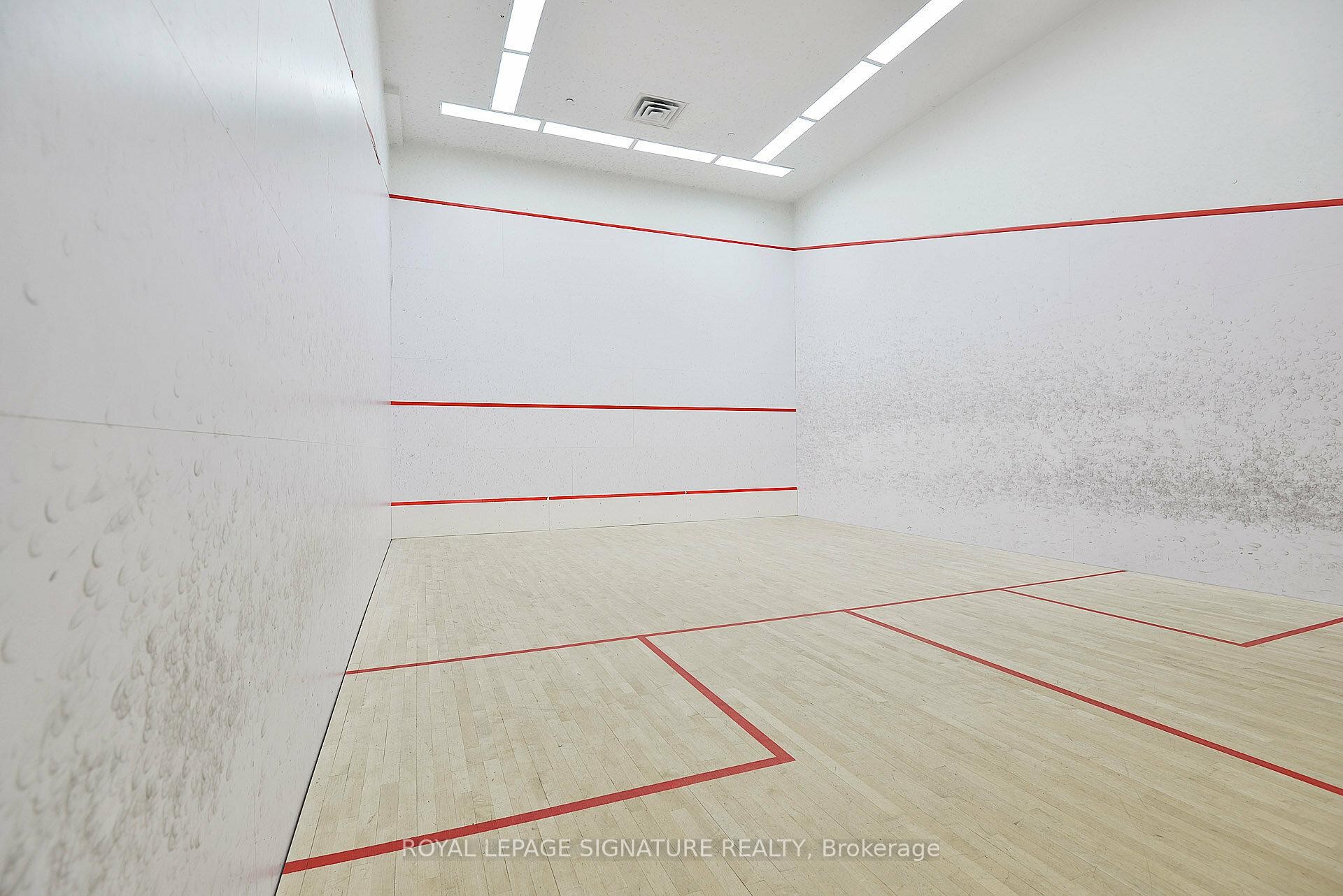 514-155 Legion Road N, Toronto, ON - Indoor Photo Showing Other Room