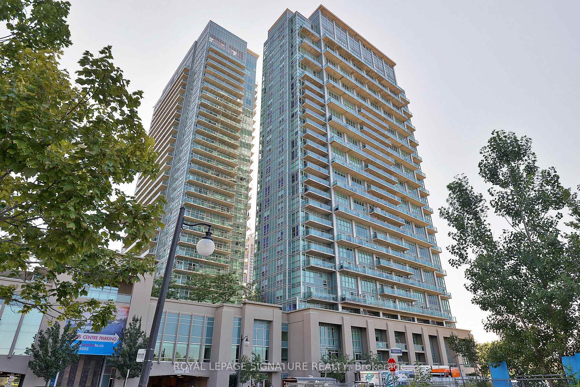 514-155 Legion Road N, Toronto, ON - Outdoor With Balcony With Facade