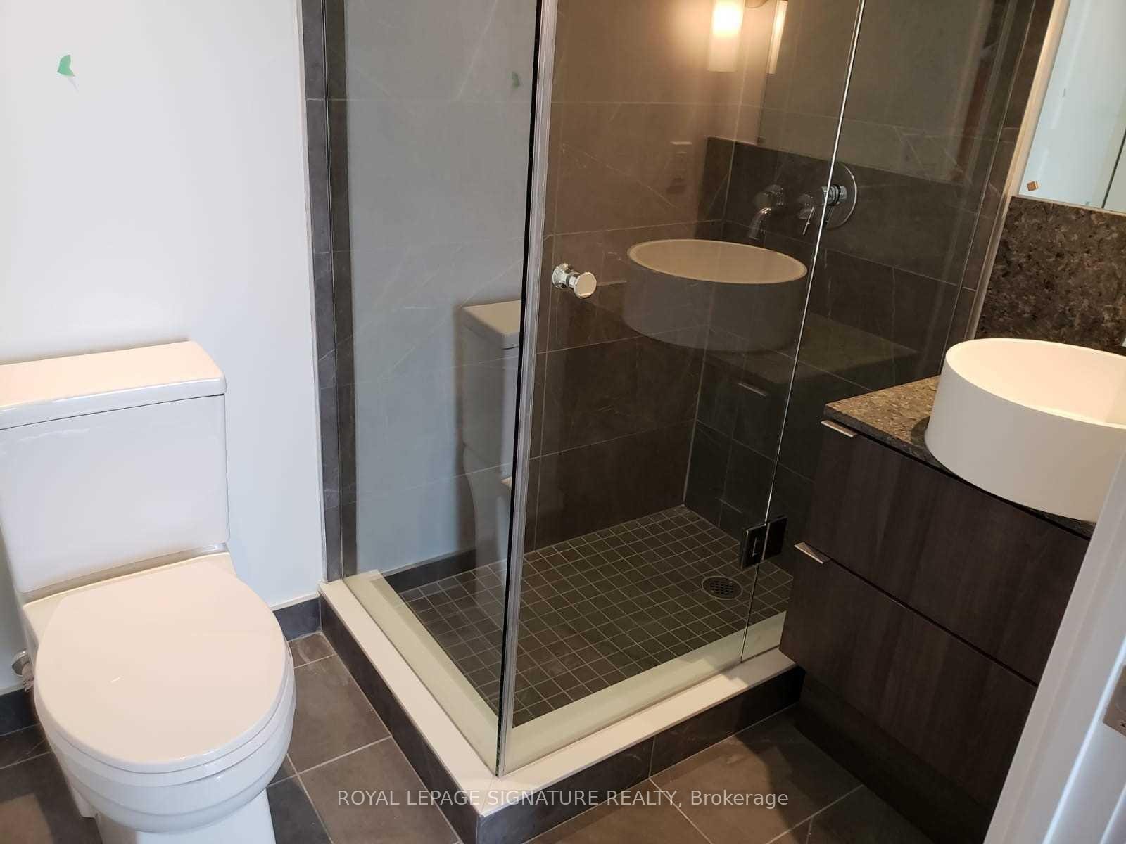 3204-161 Roehampton Avenue, Toronto, ON - Indoor Photo Showing Bathroom