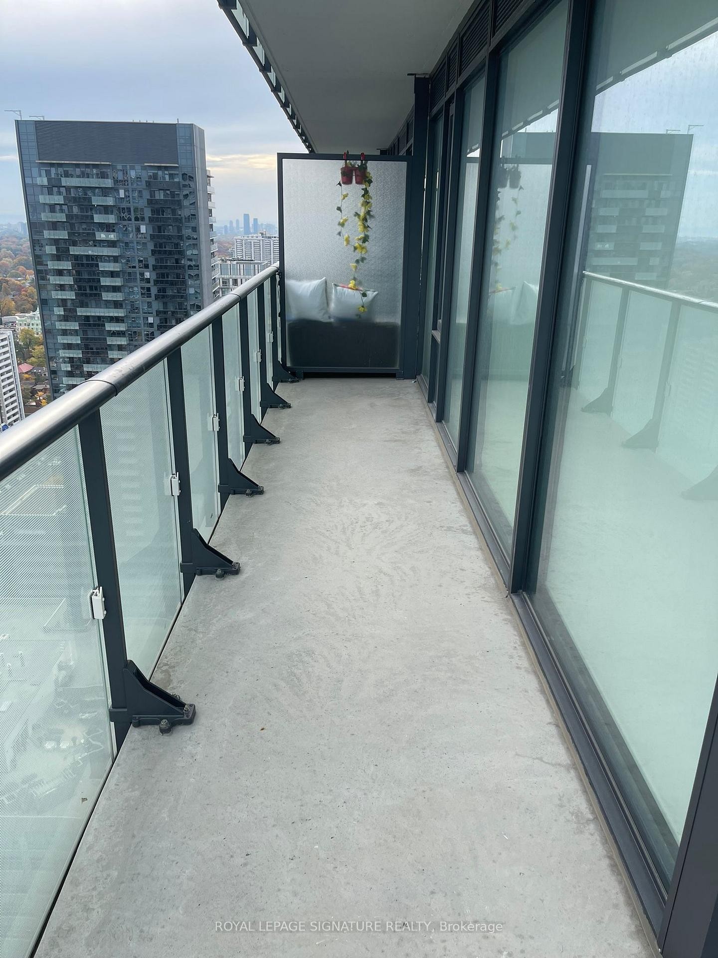 3204-161 Roehampton Avenue, Toronto, ON - Outdoor With Balcony With Exterior