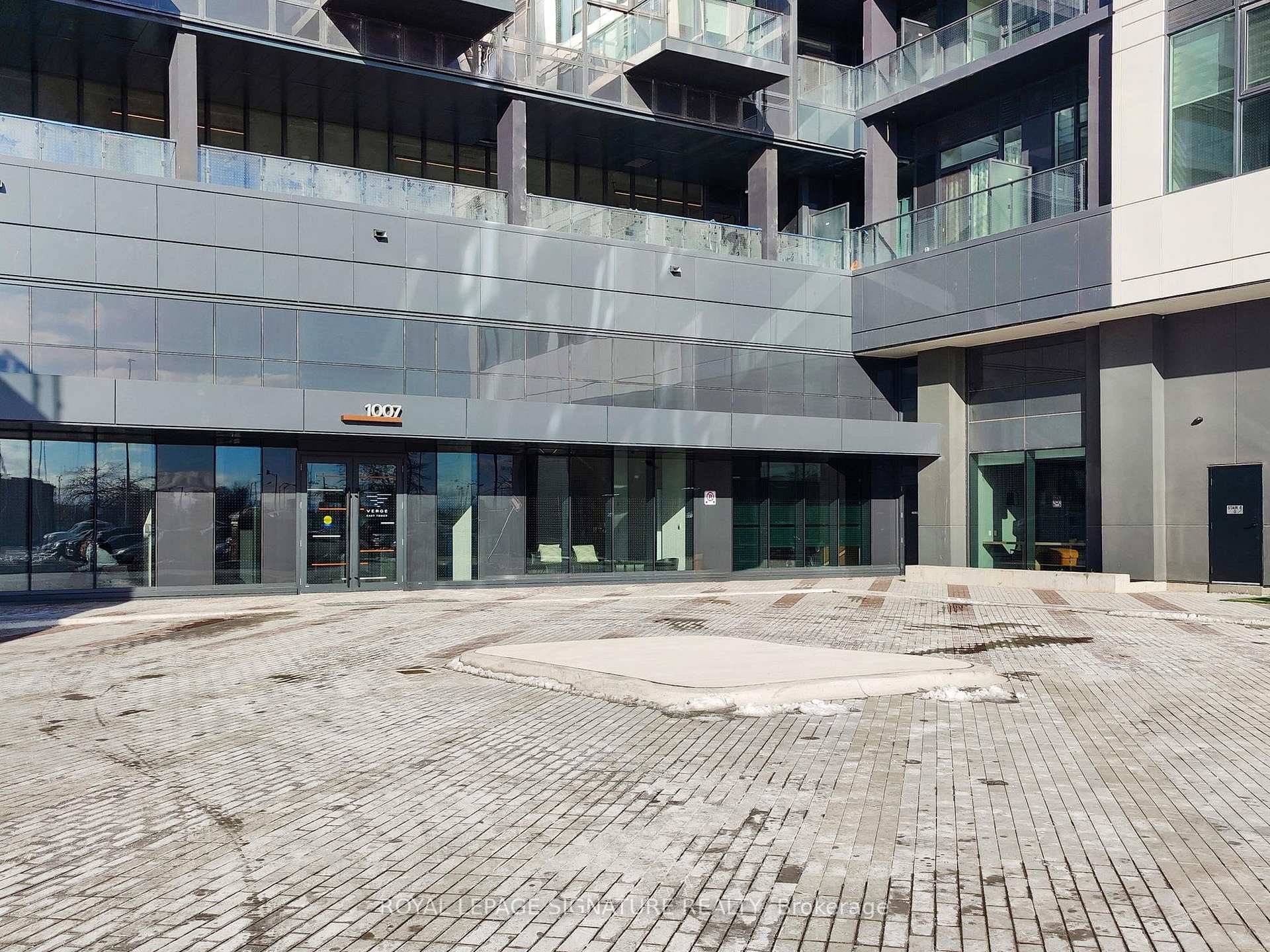 818-1007 The Queensway N/A, Toronto, ON - Outdoor