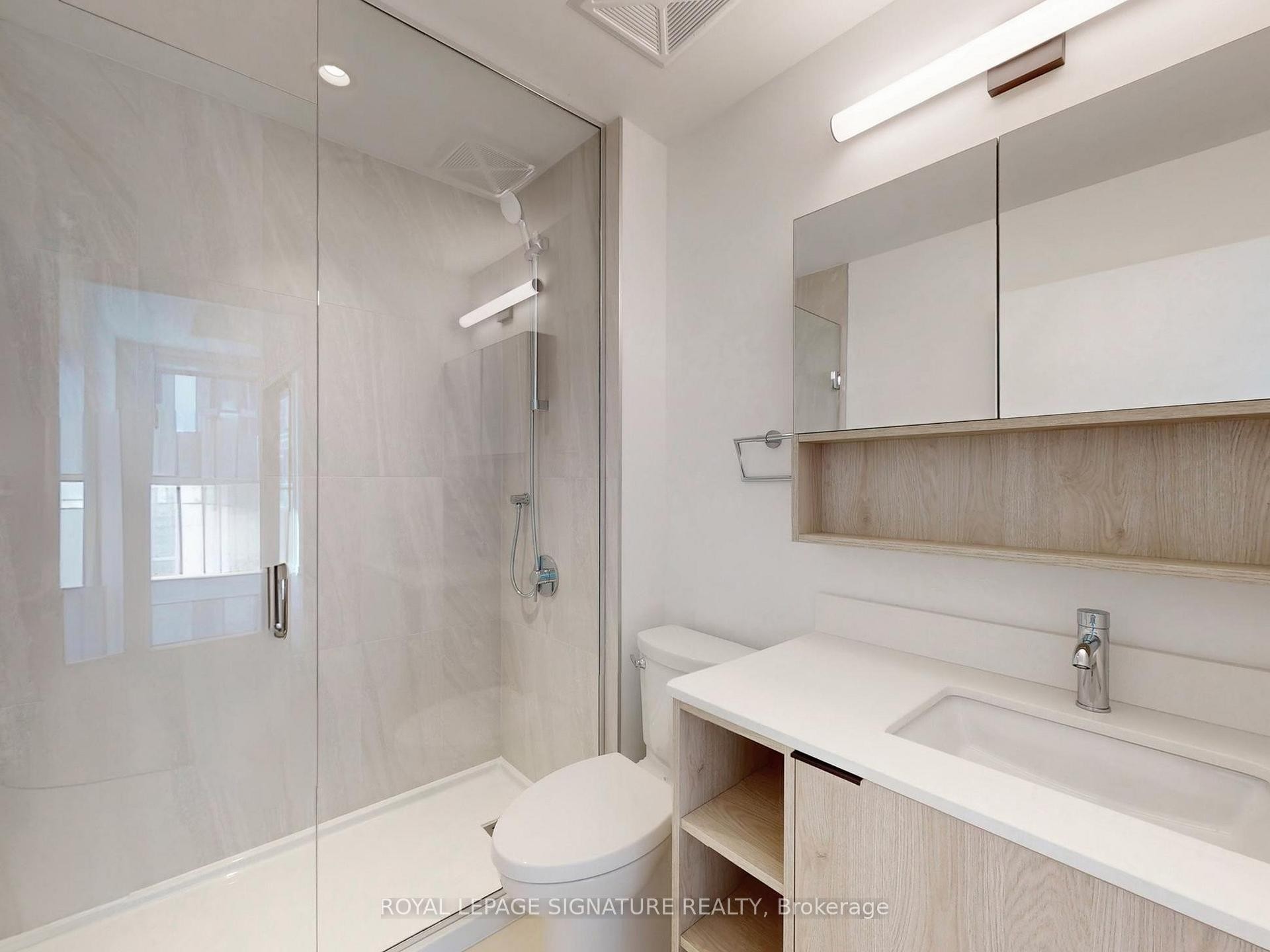 818-1007 The Queensway N/A, Toronto, ON - Indoor Photo Showing Bathroom