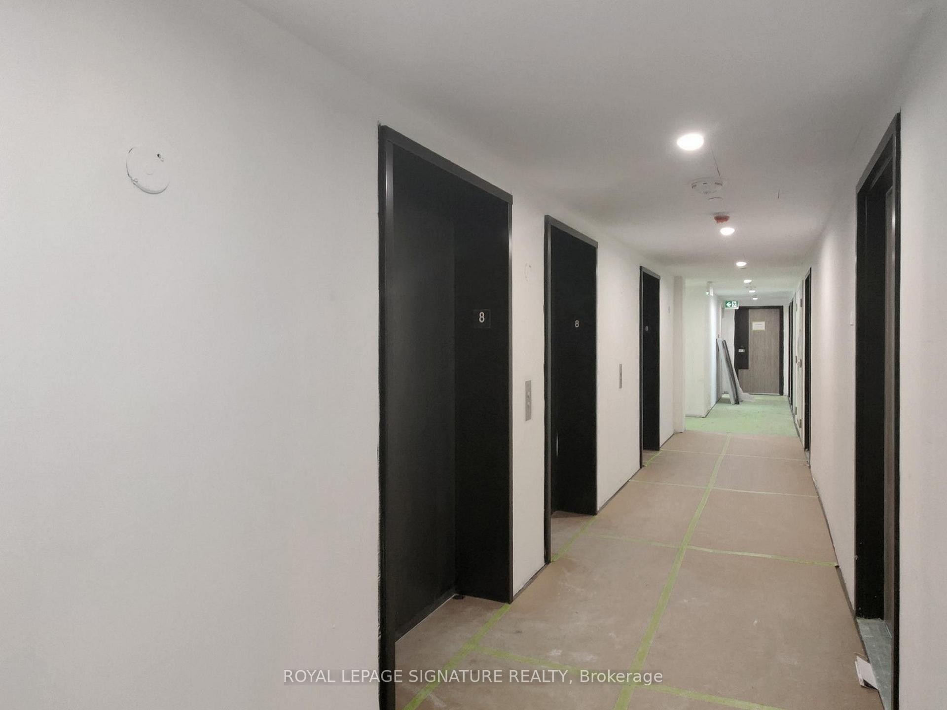 818-1007 The Queensway N/A, Toronto, ON - Indoor Photo Showing Other Room