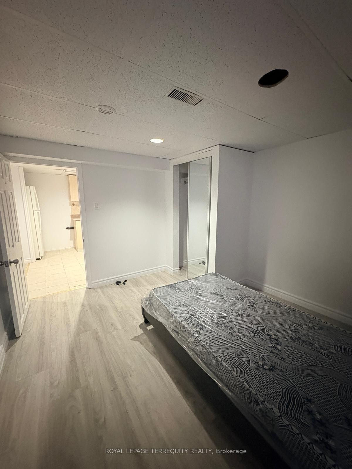 Bsmt-29 Penzance Drive, Toronto, ON - Indoor