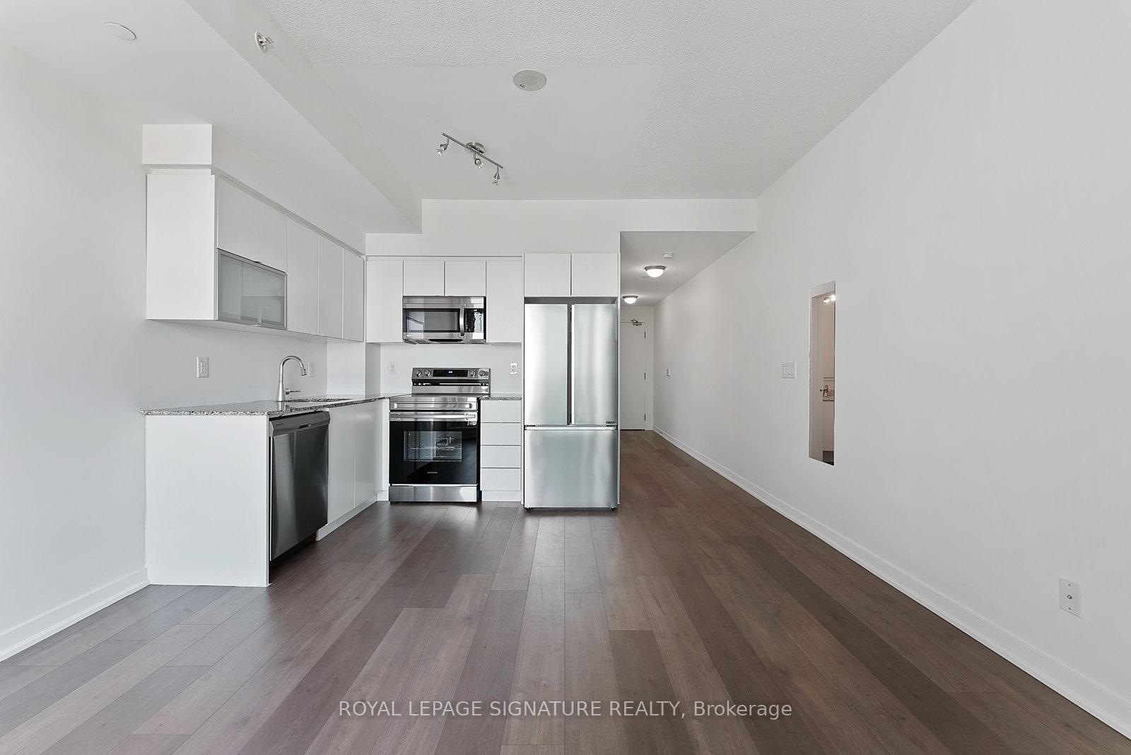 2307-150 East Liberty Street, Toronto, ON - Indoor Photo Showing Kitchen With Stainless Steel Kitchen