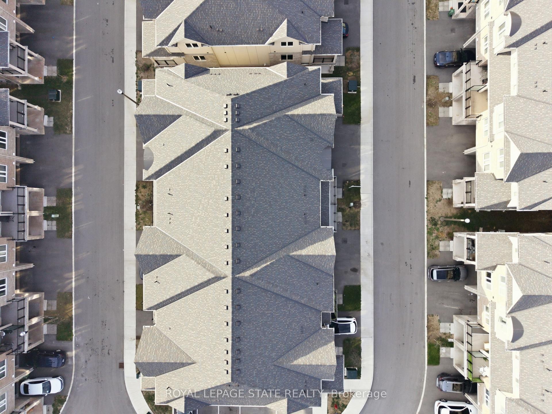 38-40 Zinfandel Drive, Hamilton, ON -