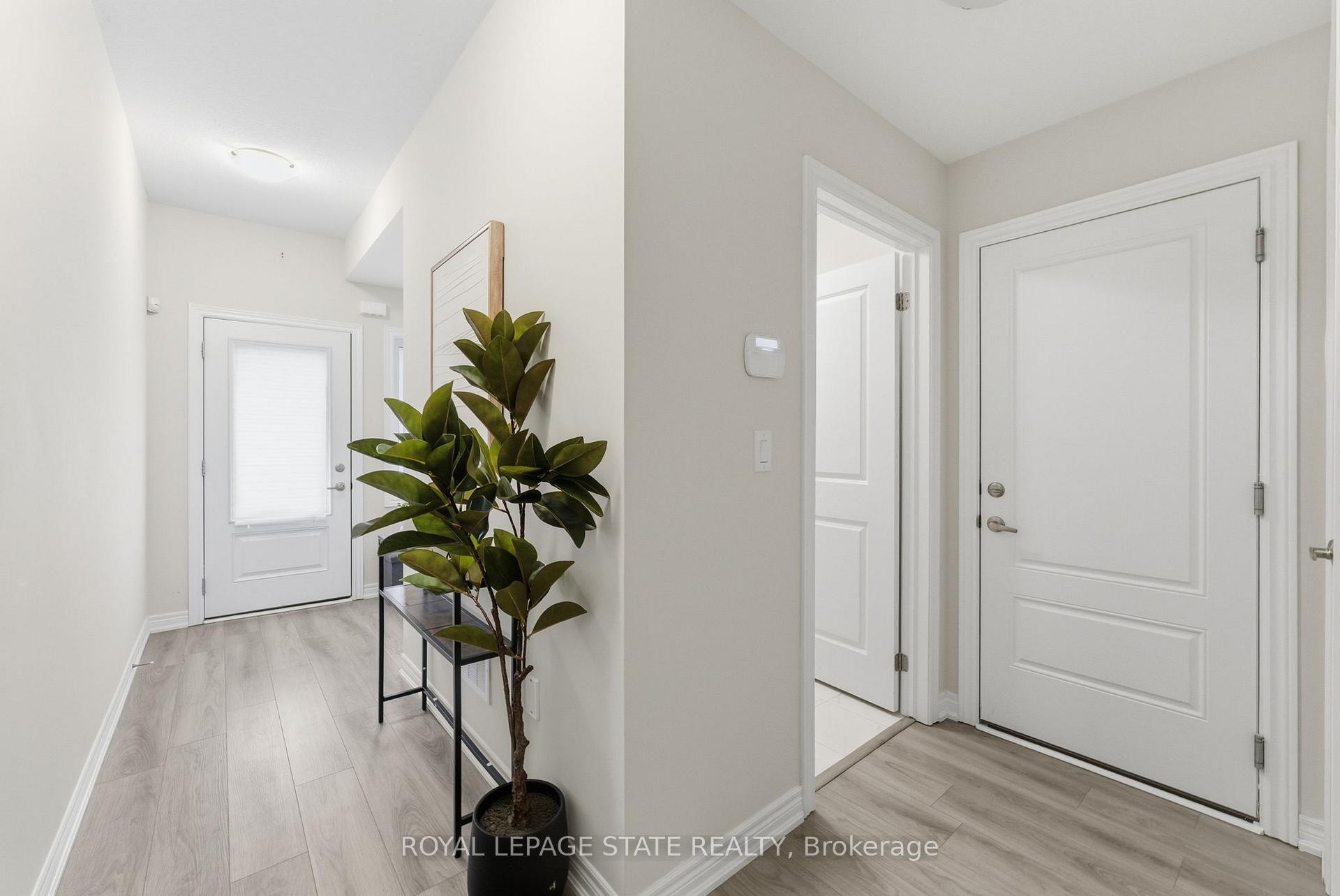 38-40 Zinfandel Drive, Hamilton, ON - Indoor Photo Showing Other Room