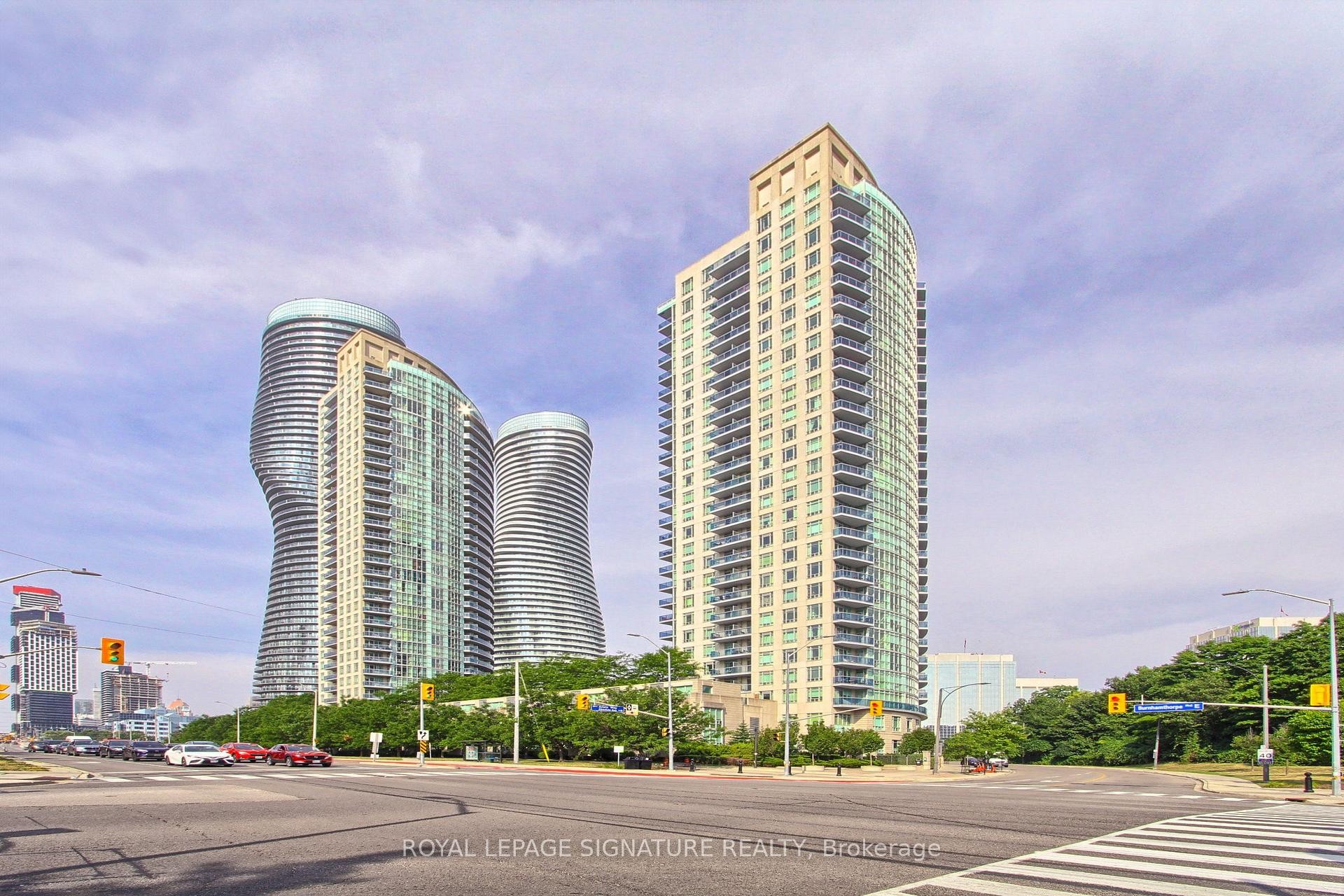 Th-104-90 Absolute Avenue, Mississauga, ON - Outdoor With Facade