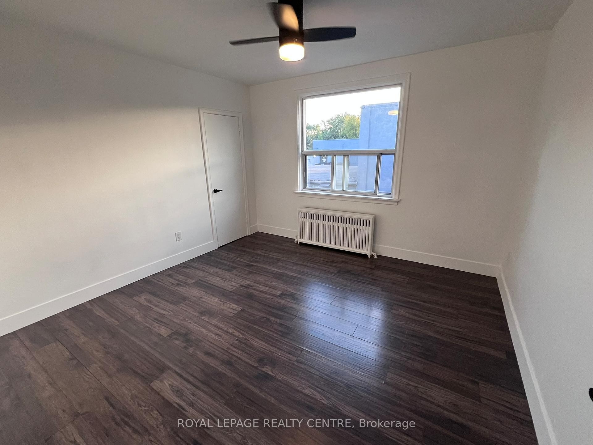 1-3351 Lake Shore Boulevard W, Toronto, ON - Indoor Photo Showing Other Room