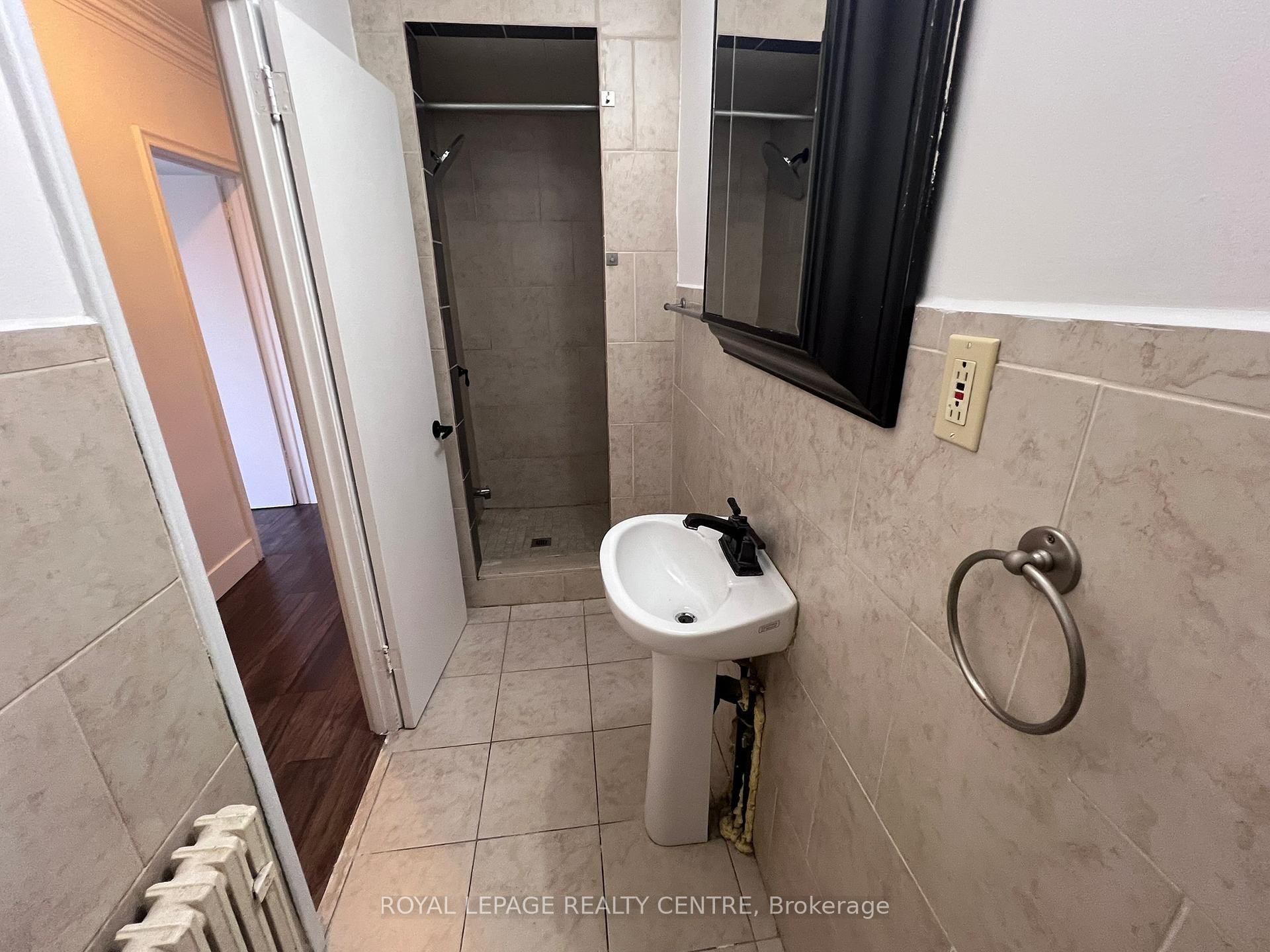 1-3351 Lake Shore Boulevard W, Toronto, ON - Indoor Photo Showing Bathroom