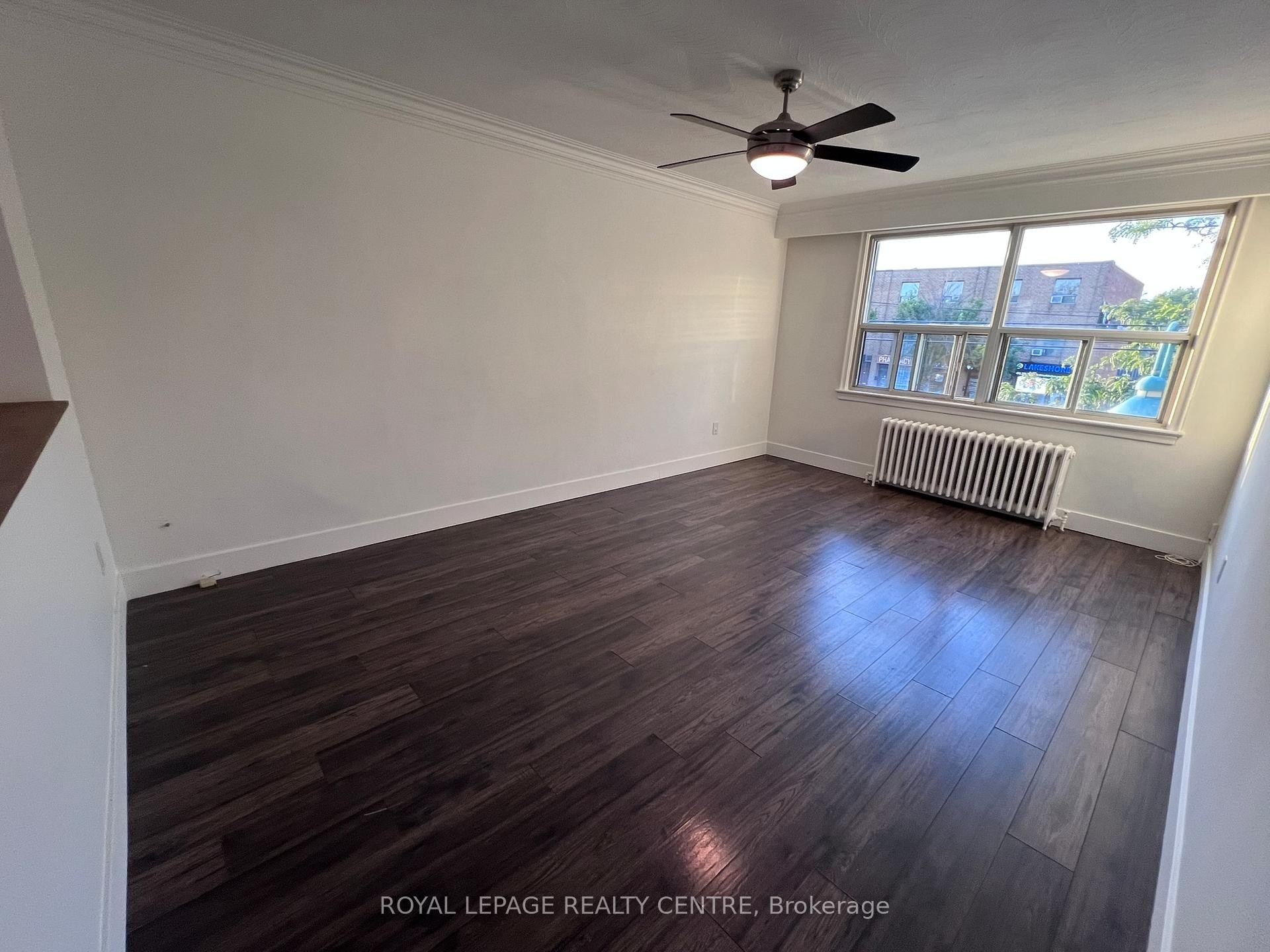 1-3351 Lake Shore Boulevard W, Toronto, ON - Indoor Photo Showing Other Room